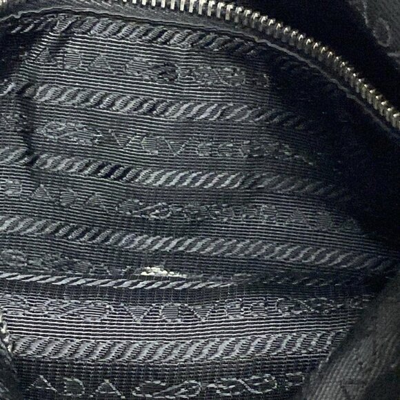 Auth PRADA - Black Nylon Leather Shoulder Bag - Picture 11 of 11